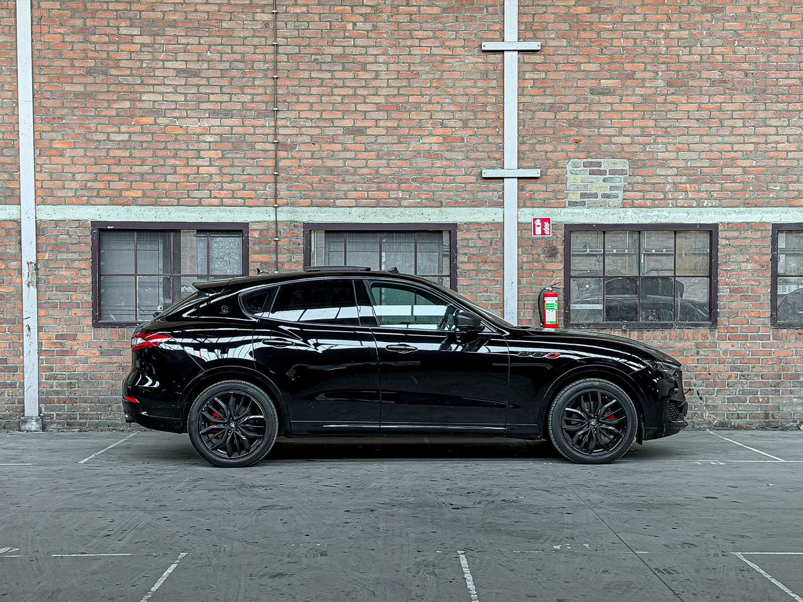 Maserati Levante 3.0 V6 AWD GranLusso 349pk 2019, T-075-PR