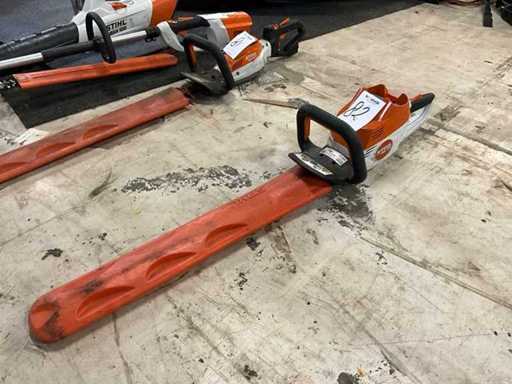 Stihl HSA100 Heckentrimmer