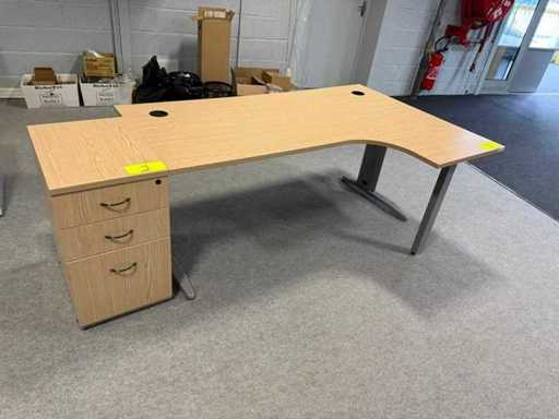 Set van 1 bureau + 1 voetstuk met drie lades