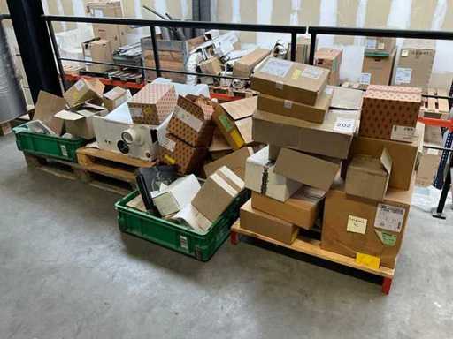 Różne materiały do instalacji centralnego ogrzewania