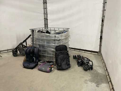 Poussettes et articles divers