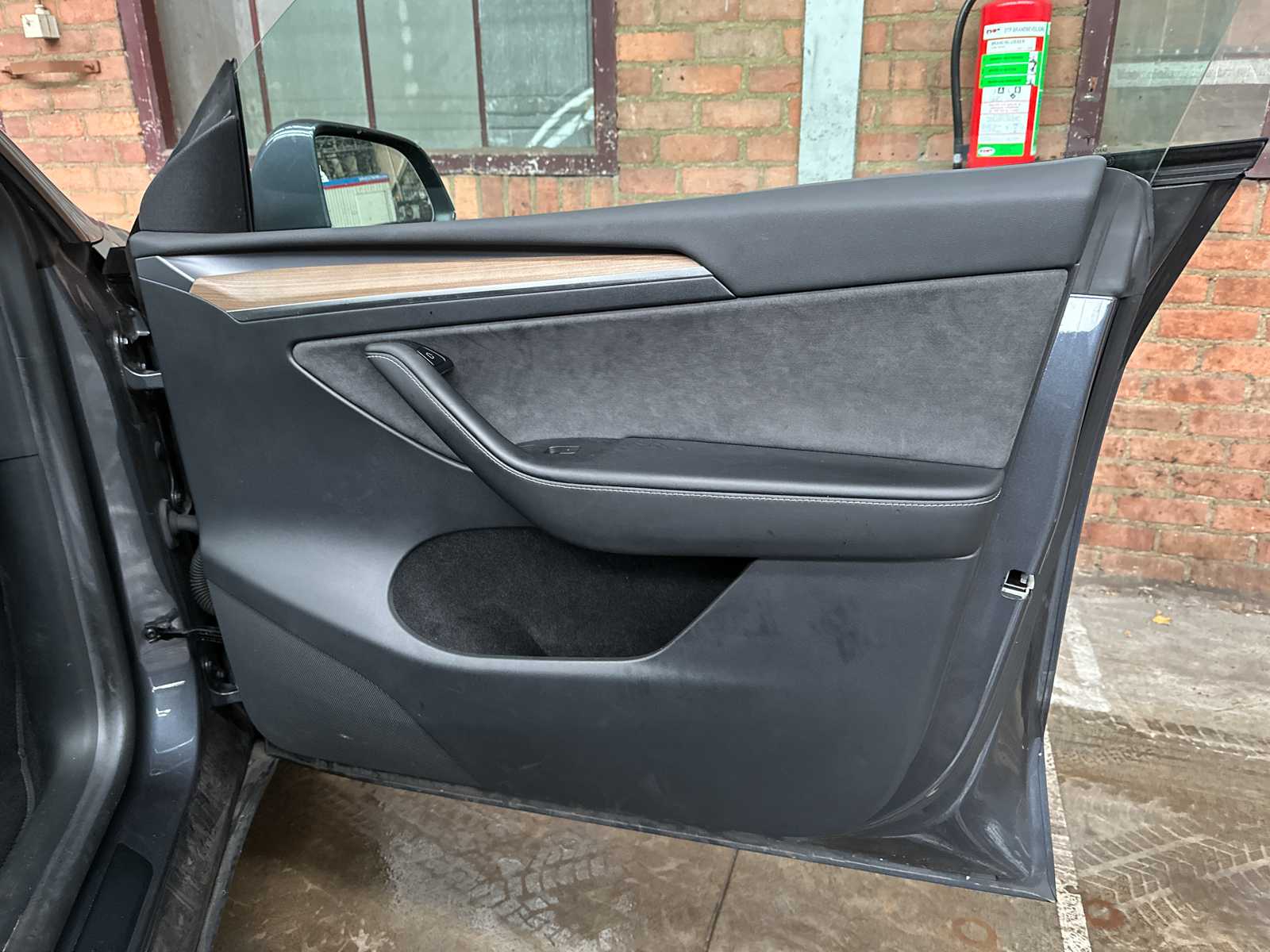 Tesla Model Y Langstrecken-Allradantrieb 75 kWh 351 PS 2021, N-842-RT