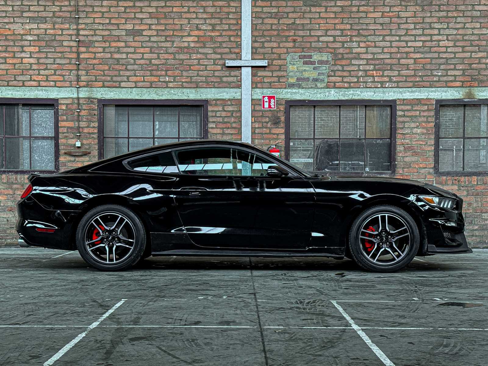 Ford Mustang 3.7 V6 300pk 2015 Coupe