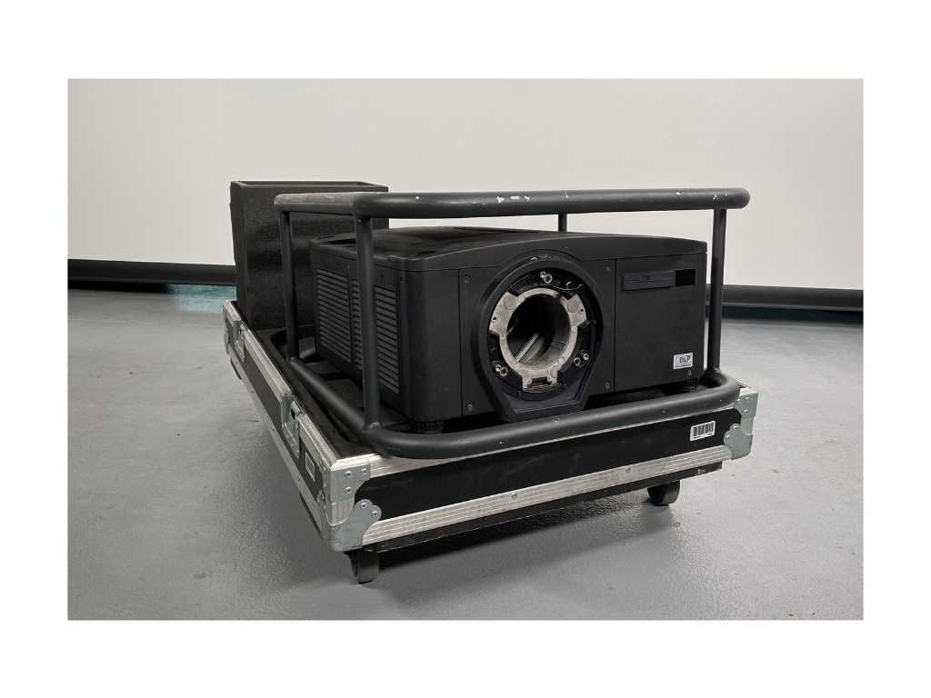 Christie - HD10K-Mirage 3D - 1 projektor z 2 optykami