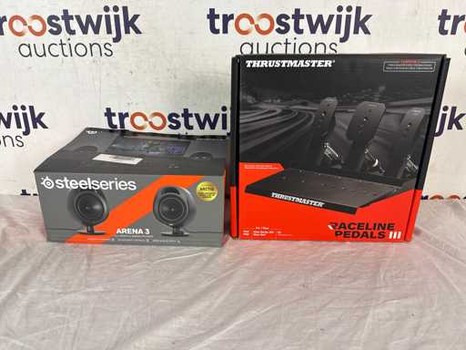 Thrustmaster Modulaire 3 Pedaalset | SteelSeries Arena 3 Speakers