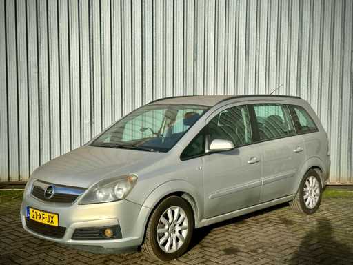Opel Zafira 1.8 Temptation, 21-XF-JX