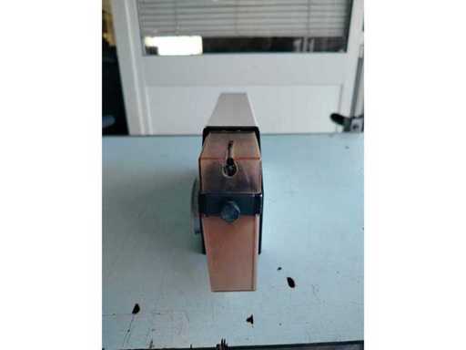 Scheuniger - UniStrip 2100 - Spelafili da banco