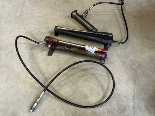 Manuelle Hydraulikpumpe (2x)