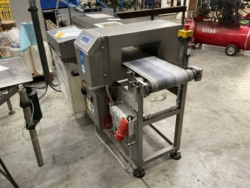 Machines d’emballage Loma IQ2 de 1996