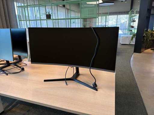 Samsung Curved Monitor