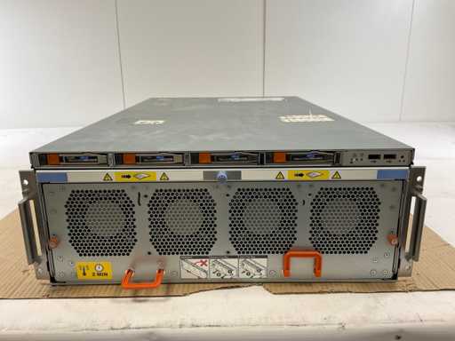 EMC (DMOSPE), 4x Xeon(R) E7-8867 v4, 32x 16 GB RAM - 32x 8 GB RAM, 4x 400 GB SSD(SHSAT6P400GLM21EMC) Main Server Chassis