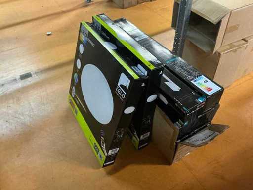 Verschiedene LED-Deckenleuchten (10x)