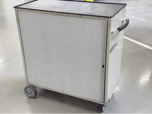 Chariot à outils ADLATUS avec contenu 