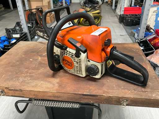 Scie à chaîne Stihl 018C