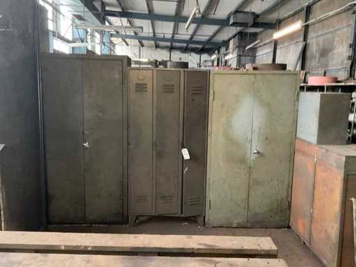 Armario (3x), con el contenido restante