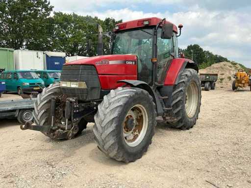 Case IH MX135 Vierwielaangedreven landbouwtractor