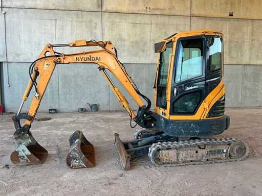 2018 Hyundai Robex25Z Mini Excavator