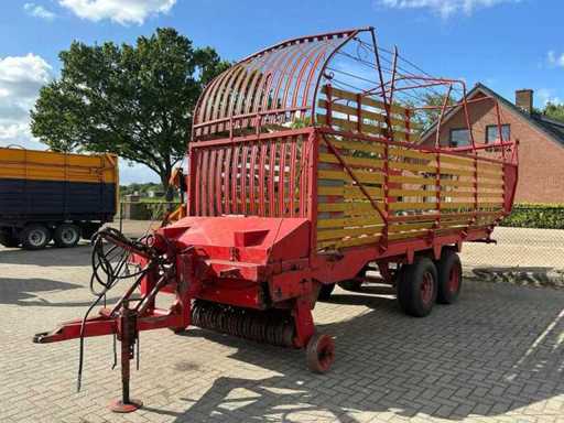 miedema hydraulic loader wagon