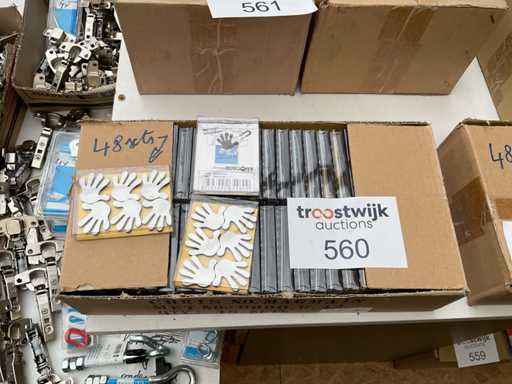 48 x set of magnets; Hand motif