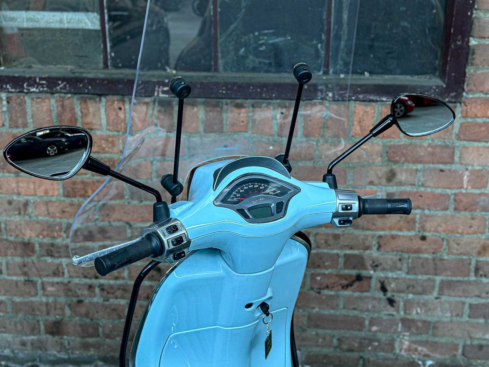 Piaggio Vespa Sprint 4T 2014 Scooter, F-653-XT