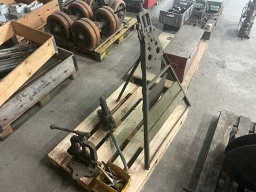 Other contractor material hose press