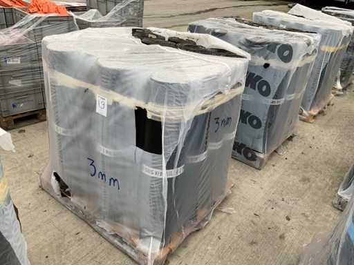 Filc dachowy z palet