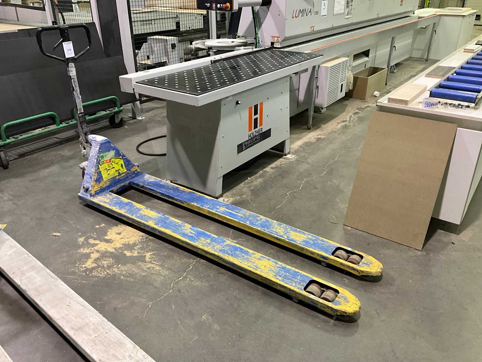 2.5T Hand Hydraulic Pallet Jack