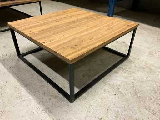 Goldstar Salontafel (3x) met teaken blad en metalen onderstel