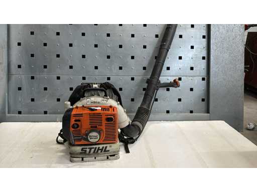 Stihl BR 420 C Blattgebläse