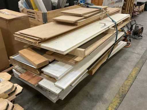 Partij diverse bouwmaterialen