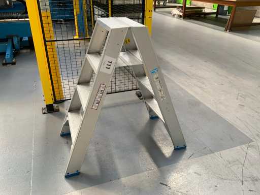 Escabeau DT 2x4 solide