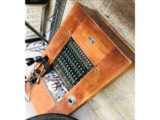 Centrale de téléphone en bois type 147 Paris - Decorative object