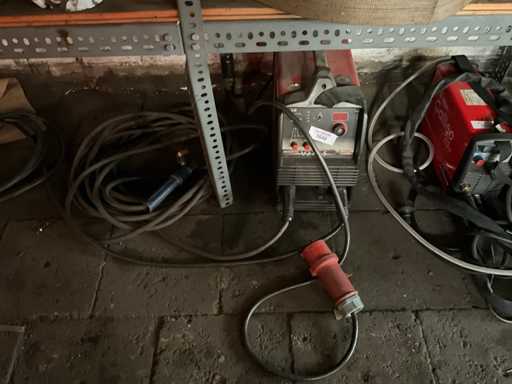 Saldatrice ad elettrodo Lincoln V270S