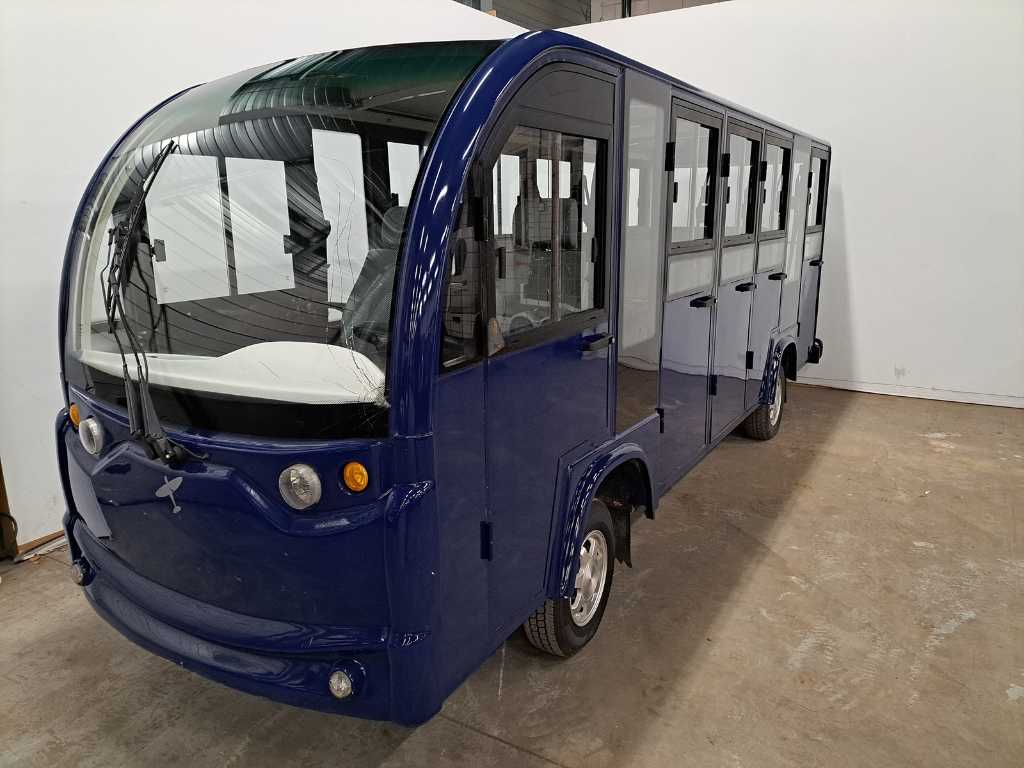 Beaver - Bus 14 persoons - Golf cart