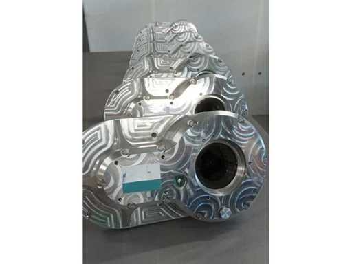 - Retro2-4.4 - Set van 6 mechanische snelheidsverlagers voor ombouw van verbrandingsvoertuig naar elektrisch met aluminium behuizing en motor/kardaninterfaces (6x)