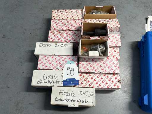 KINTEK Lot HSK 63 Tool Holders (new)