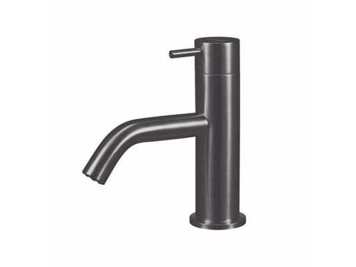 Qisani - Flow - Fonteinkraan - Gun metal