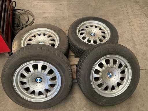 Pneu de voiture Semperit 205/65 R1594T