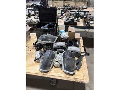 Schweißhelm mit elektrischem Atemsystem (4x)