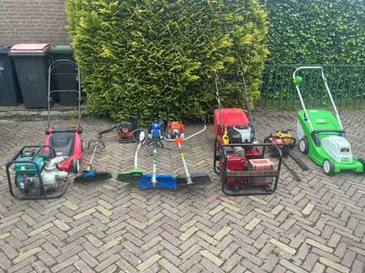 Batch verschiedener Gartengeräte