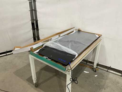 Pannello nero a infrarossi Eurom Sani 1000 wifi