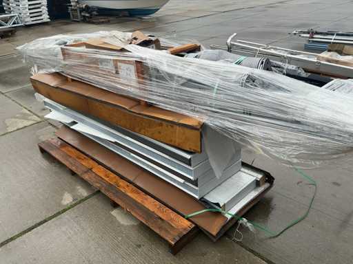 Überkopftür (2,20x3,75 m) ungenutzt