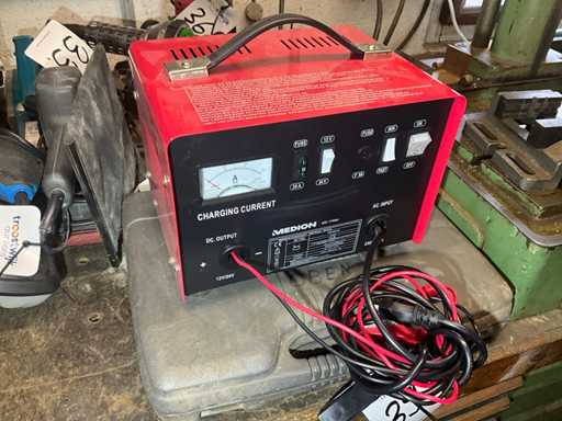 Medion MD 17094 Acculader