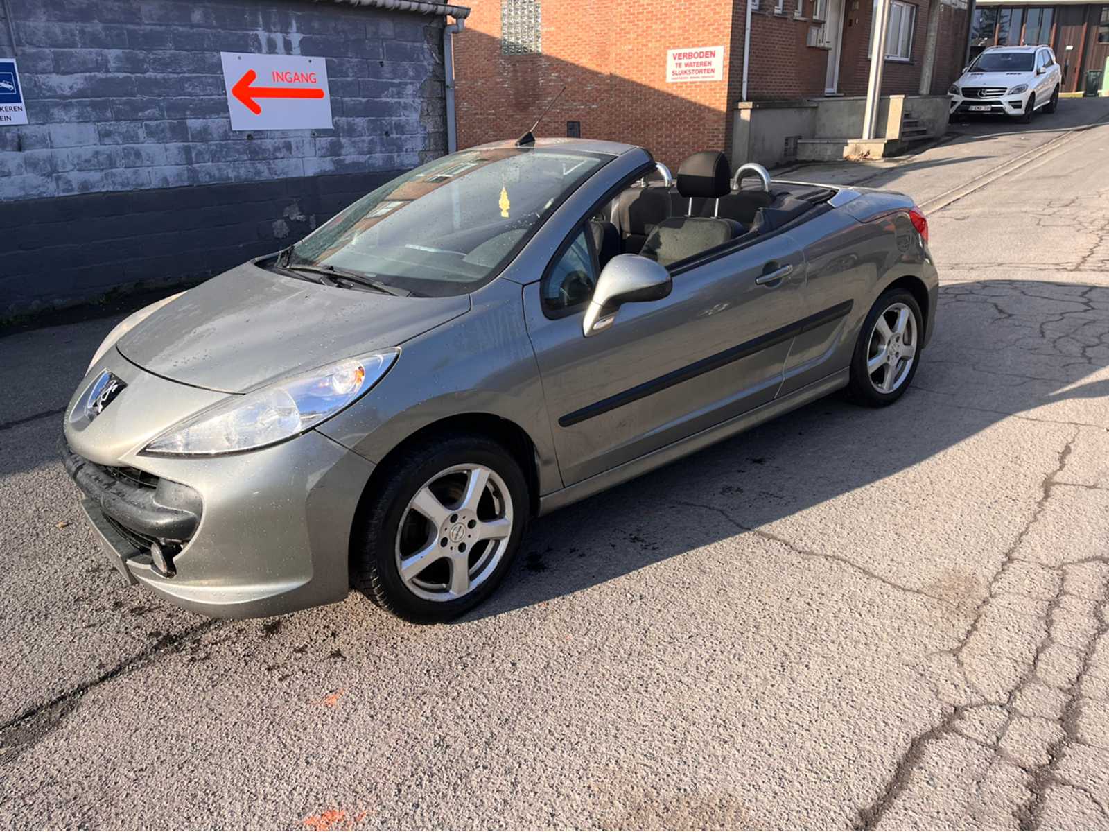 Peugeot Cabriolet 207 Petrol A/C