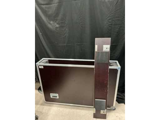 Rhythms & Sounds - Flightcase 55 inch scherm
