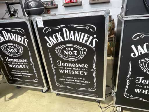 Jack Daniels Flugcase mit Lift