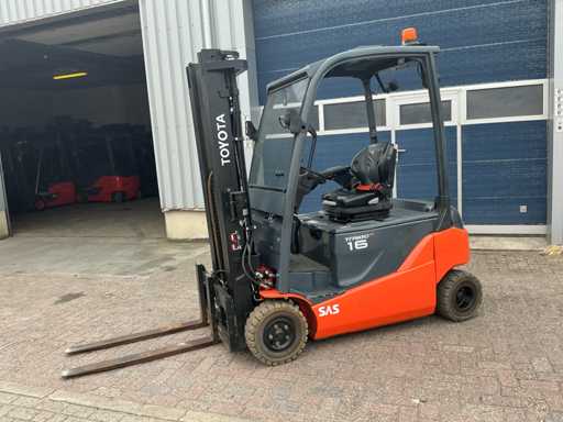 2017 Toyota 8FBM16T Vorkheftruck