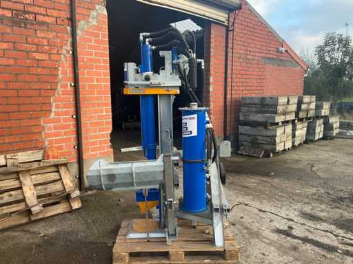 2023 Binderberger H12Z Standing Log Gap