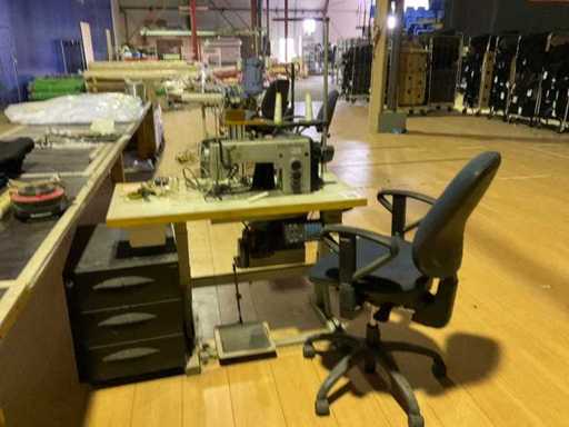 Dürkopp Adler Sewing Machine