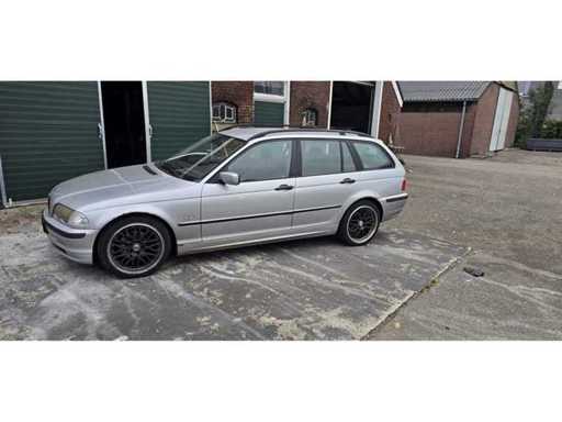 BMW - 2001 - 3-serie Touring - 318i Executive - Passenger car
